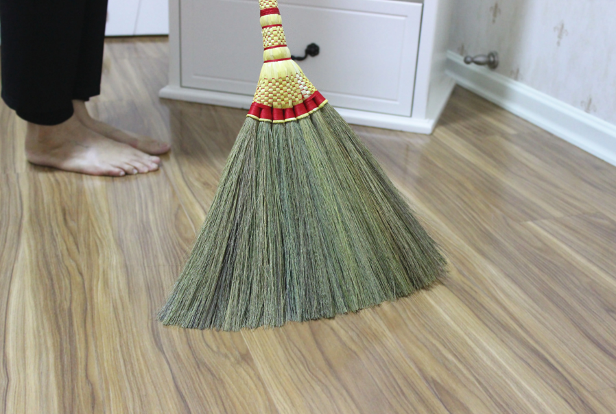 Handwoven Miscanthus Soft Bristle Broom - Static-Free Cleaning Power