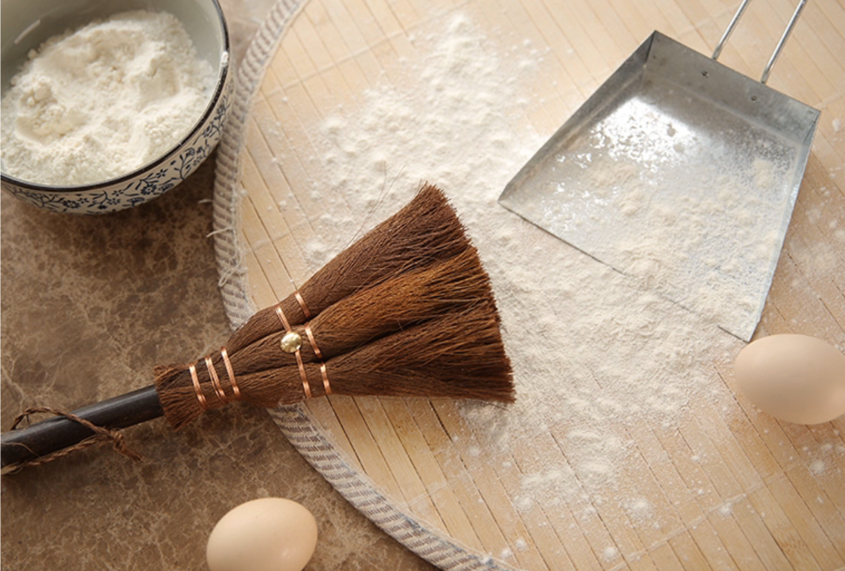 Palm Multi-Purpose Small Broom for Desktop and Coffee Table Cleaning